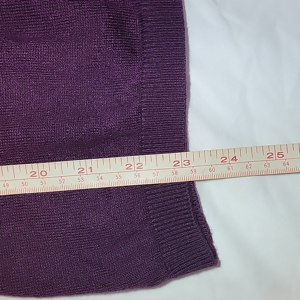 Banana Republic xs turtleneck plum purple sweater - Picture 9 of 10